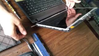 Acer aspire 5733 lcd screen change [upl. by Wilda378]