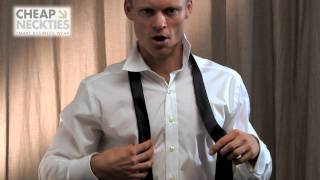 How TO TIE A SKINNY TIE [upl. by Hew]