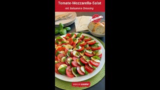 TomatenMozzarellaSalat mit Balsamico Dressing  schnelles einfaches Rezept [upl. by Frodine]