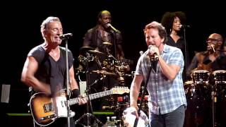 Highway to Hell  Bruce Springsteen w Eddie Vedder amp Tom Morello  Brisbane Ent Centre  2622014 [upl. by Grider293]