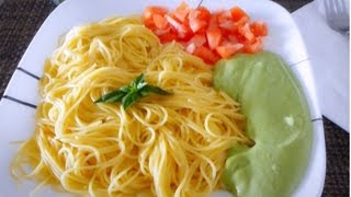 Receta Italiana Pasta al Pesto  Mi Preferida [upl. by Blackman911]