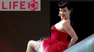 Dita von Teese  Burlesque Show at the LIFE BALL 2019 [upl. by Suoiluj923]