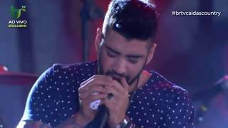 Gusttavo Lima  Implorando Pra Trair  Caldas Country 2015 Ao Vivo OEmbaixador [upl. by Eselahc]