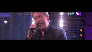 Frank Boeijen zingt het legendarische Kronenburg Park  RTL LATE NIGHT SUMMER NIGHT [upl. by Nanek]