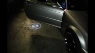 NIEUW BMW LOGO LED DEUR VERLICHTING LASER LICHT BMW E46 cabrio 330 [upl. by Guimar]