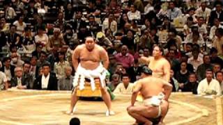 Yokozuna Asashoryu ring entrance Tokyo Aki Basho 091709 [upl. by Whitby]