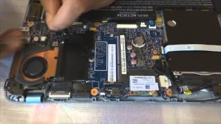 Разборка ноутбука Acer Aspire V5132P [upl. by Mycah]