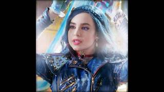 Evie Descendants Edit descendants sofiacarson evie edit shorts d2 [upl. by Terr685]