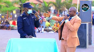 Pasteur Theogene Wari IMBOBO ahuye na POLICE nta Mapingu😅 Amubwiye Uko ABAPOLICE babitaga ABAZUNGU😂😂 [upl. by Scales700]