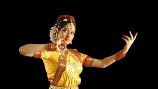 Varnam  an excerpt  by Purvadhanashree in Vilasini Natyam [upl. by Redwine]