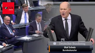 Plötzlich keilt Scholz gegen Merz „So viel Feigheit habe ich noch nie gesehen“ [upl. by Euphemie306]