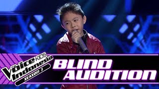 Andrew  Oh Darling  Blind Auditions  The Voice Kids Indonesia Season 3 GTV 2018 [upl. by Adnalro562]