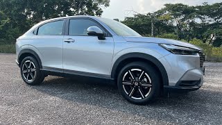 2022 Honda HRV 15 S StartUp and Full Vehicle Tour [upl. by Clarkin452]