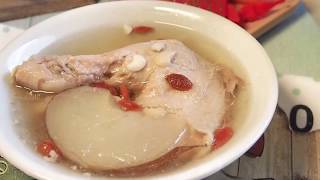 10 MIN EASY Chicken Soup with Pears 旺梨鸡汤 Thermal Pot Cooking [upl. by Martinsen]