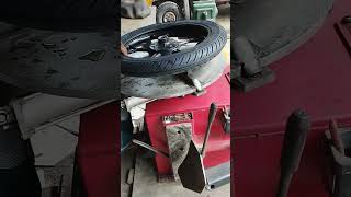 how to the motorcycle tire and replace and servicing short video [upl. by Soren154]