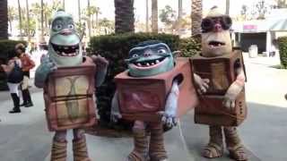 Cosplay at WonderCon 2014 BoxTrolls Meet amp Greet [upl. by Eiba]