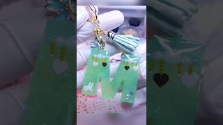 Simple Resin Keychain design resincrafts resin resinart resinkeychains resingifts resinwithme [upl. by Ecilahs855]