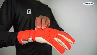 Reusch Attrakt Freegel SpeedBump OrthoTec R52700782290 [upl. by Coombs]