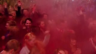 Feest op Stratumseind in Eindhoven omdat PSV landstitel binnen heeft [upl. by Muraida]