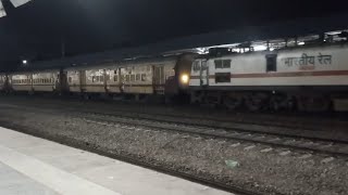 PATHANKOT RAILWAY STATIONAAGYA APNA BHAI indianrailways train pathankot minivlog trending yt [upl. by Mitchell]