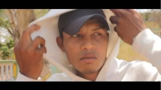 Hector Lavoe  Juanito Alimaña Official video [upl. by Leirda]