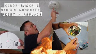 Kidde Smoke amp Carbon Monoxide Alarm quotHow To Reset Or Replacequot 8 Year Life Warning Chirp Beep [upl. by Eckhardt]