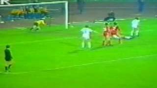 Duisburg vs Bayern 198182 [upl. by Aniarrol]