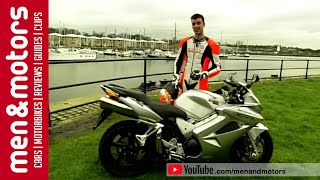 Honda VFR 800 Review 2003 [upl. by Jacquetta]