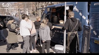 Hotelschool The Hagues food truck stands by Ukrainian refugees [upl. by Fredie]