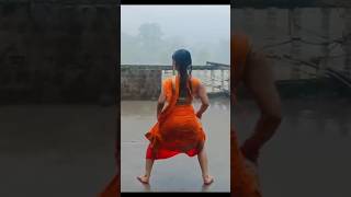 baithal rahi kera ke tham par shortvideo funny viral shorts viralvideo awadheshpremi reels [upl. by Reinhardt566]