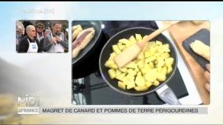 RECETTE  Magret de canard et pommes de terre sarladaises [upl. by Eiramanna354]