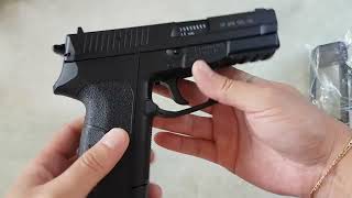 Pistola Airgun QGK SP2022 Co2 45mm NBB [upl. by Ynavoeg]