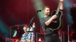 Josh Turner “Everything Is Fine” LIVE at The Dixie National Rodeo 2018  Feb 08 2018 [upl. by Leik]