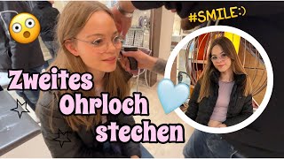 VLOG  Zweites Ohrloch stechen [upl. by Annabella623]