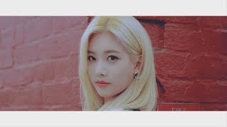 MV 이달의 소녀 오드아이써클 LOONAODD EYE CIRCLE quotGirl Frontquot [upl. by Jorry602]