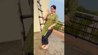 Pashto new local dance Pathan girl dancing [upl. by Gerri953]