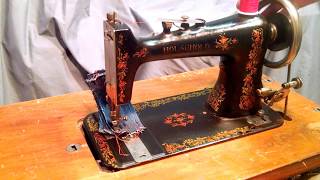 Serviced Antique Household Treadle Sewing Machine 2977632 Minnesota C [upl. by Calderon429]