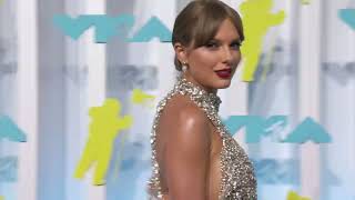 Taylor Swift 2022 MTV VMAs Red Carpet [upl. by Cocke]