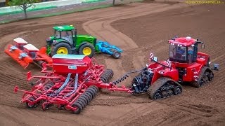 RC Tractors John Deere Case and Fendt at work Siku Farmland in Neumünster Germany [upl. by Dole141]