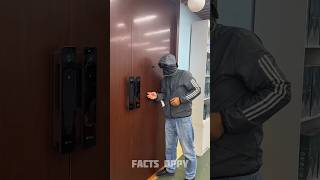 Door Gadget😳 New Viral Gadgets Smart Appliances Kitchen UtensilsHome Inventions shorts [upl. by Lachish]