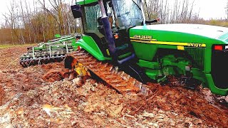 Tractor John Deere stuck in mud k700 sucked dirt [upl. by Lay624]