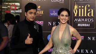 CUTE COUPLE 😍 Riteish Deshmukh And Genelia Dsouza At IIFA AWARDS 2019  IIFA20 [upl. by Antin]