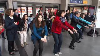 Chor flashmob Best of Gospel Were Going Down im Bahnhof Bruchsal  Heimattage Bruchsal  GCF [upl. by Kelvin]