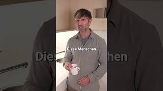 Hast du jemanden schonmal so zur Tasse greifen sehen facereading gesichtlesen ericstandop [upl. by Grados]