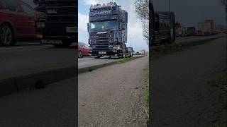 SCANIA 164L V8 580  VOLVO F10  Truckfest Lincoln leave [upl. by Lebasile]