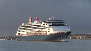 FRED OLSEN DOUBLE DELIGHT CRUISE SHIPS ARRIVAL SOUTHAMPTON ON 170424 [upl. by Rocky]