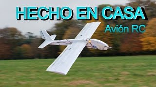 Cómo hacer un avión RC  Avión de poliestireno hecho en casa [upl. by Persson]