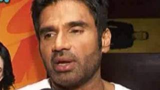 Suniel Shetty failed to match Govindas moves [upl. by Leitman]