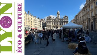 La vitrine des Pentes à la place des Terreaux  reportage [upl. by Eisor]