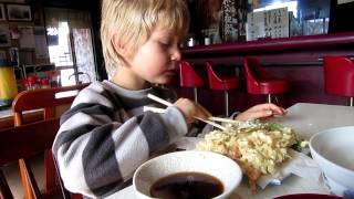 Food of Japan  Tonkatsu and Tenpura （豚カツ定食と天ぷら定食） [upl. by Anhaj]